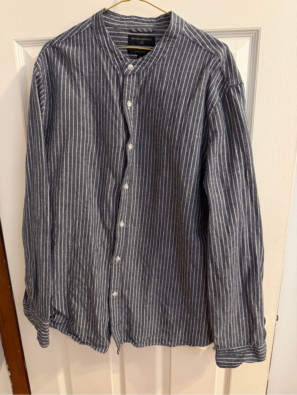 Banana Republic Men’s Blue Gray Stripe Band-Collar Shirt XL